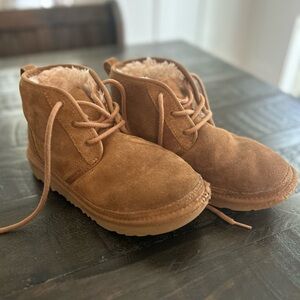 Men’s Uggs Neumel Size 6